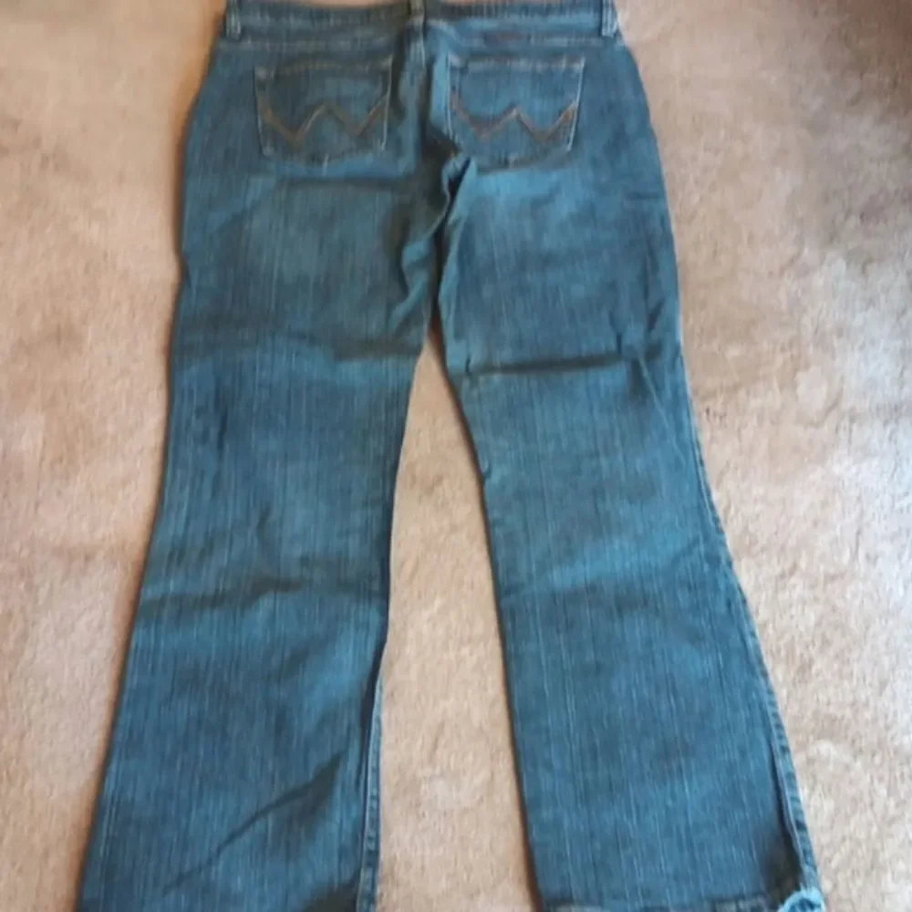 Wrangler Q-Baby No Gap Waistband Jeans